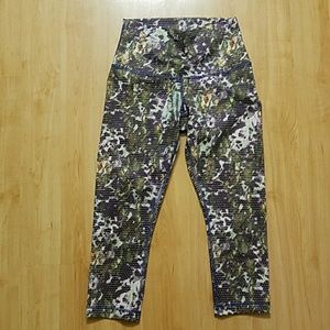 Lululemon Crop Style